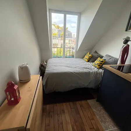 8 Personnes - Terrasse Sur Espaces Verts - Vue Tour Eiffel * Paris