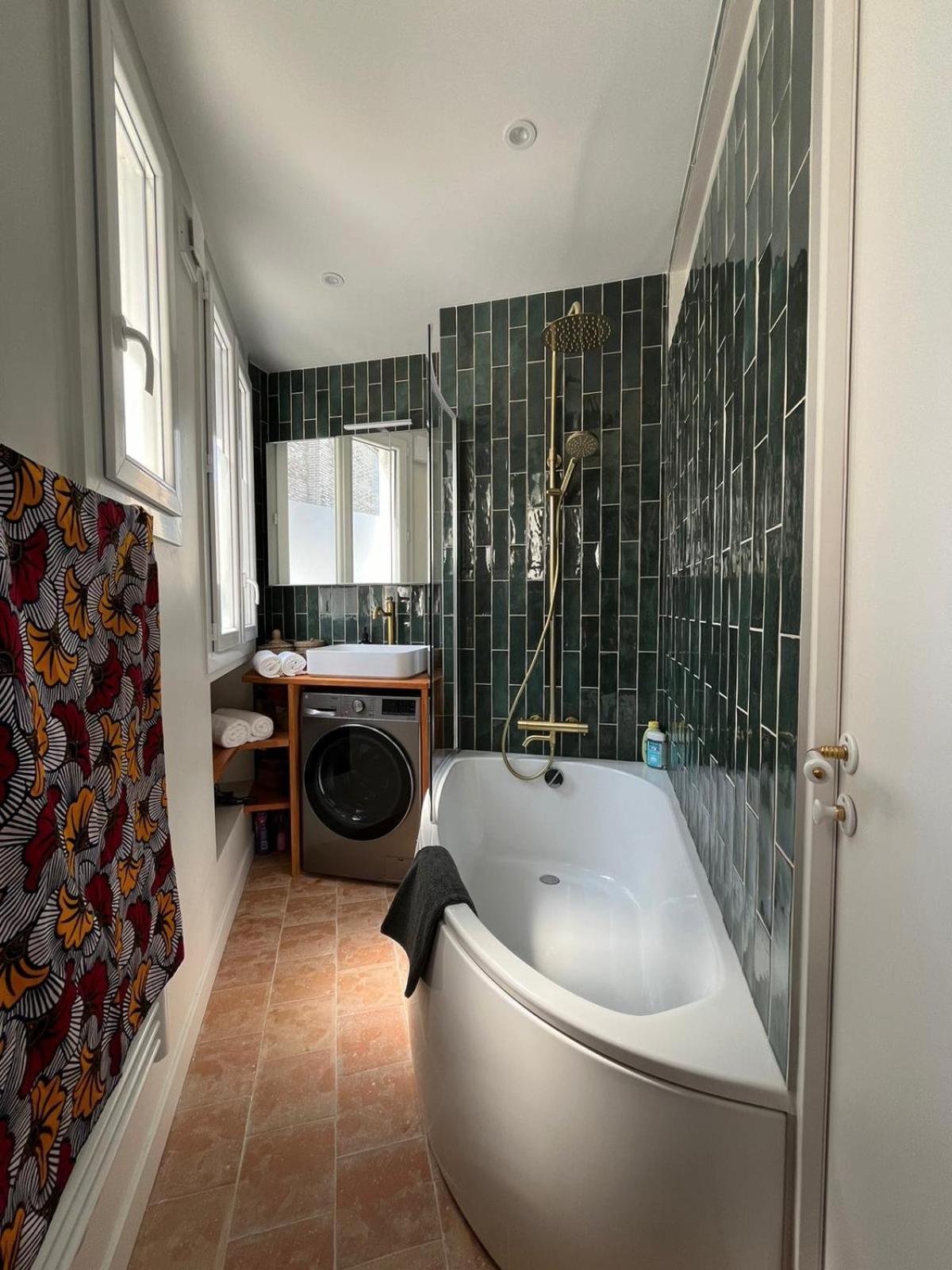 8 Personnes - Terrasse Sur Espaces Verts - Vue Tour Eiffel Apartment